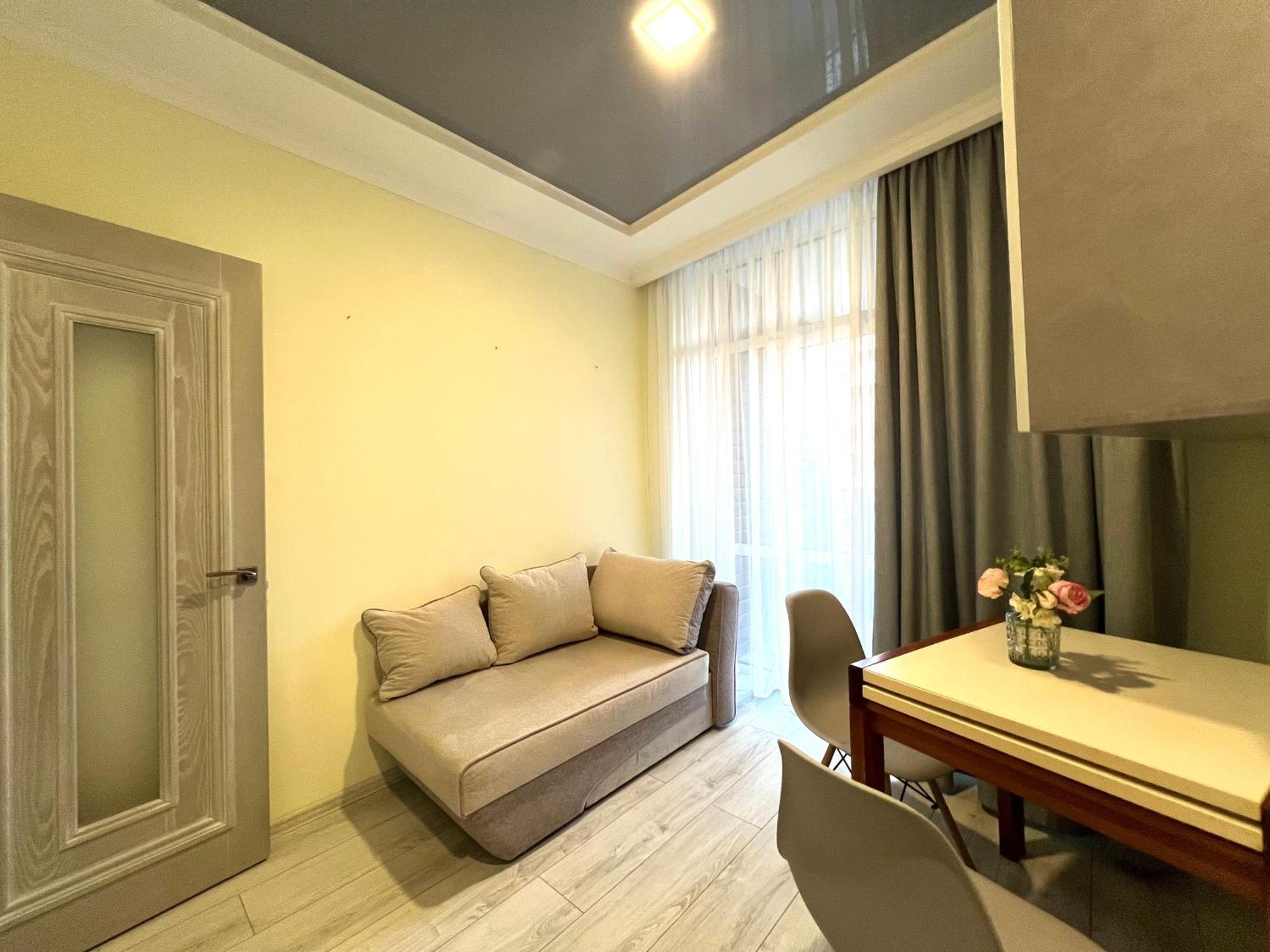 Apartments Vip Avalon Lemberg Exterior foto